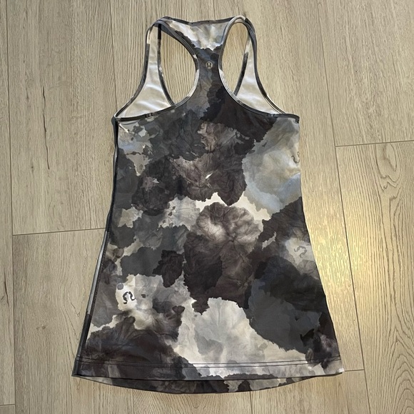 Lululemon Cool Racerback - White Coal Tinted Canvas Super Athletic Tank Top - Picture 8 of 8